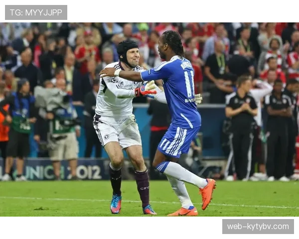 德罗巴高位抢断如何重塑锋线威胁：角色转型背后的战术价值