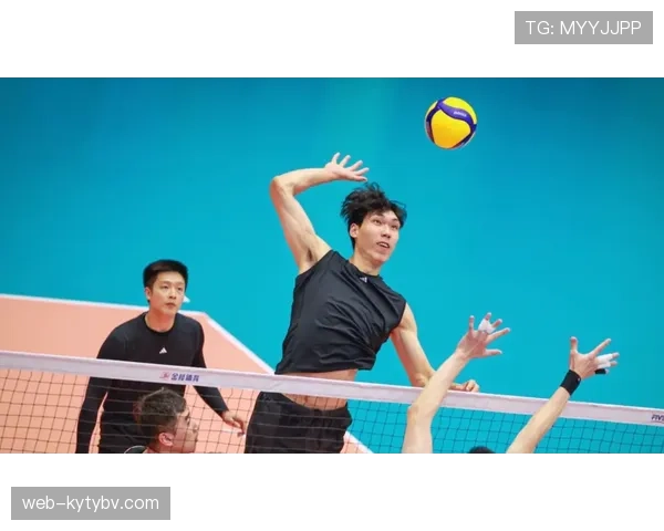 张志磊居然能一天三顿大餐加训，普通人压力都散了吧？